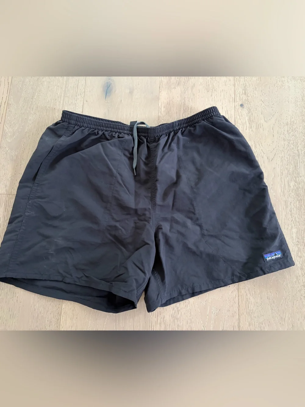 Patagonia Black Men's Baggies Athletic Shorts 5” Inseam with Drawstring sz L